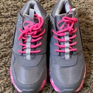 Girls Size 4 Heelys